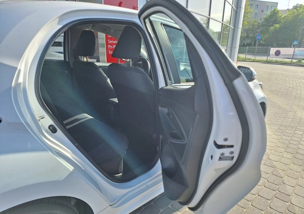 Toyota Yaris cena 82900 przebieg: 22725, rok produkcji 2022 z Podkowa Leśna małe 596